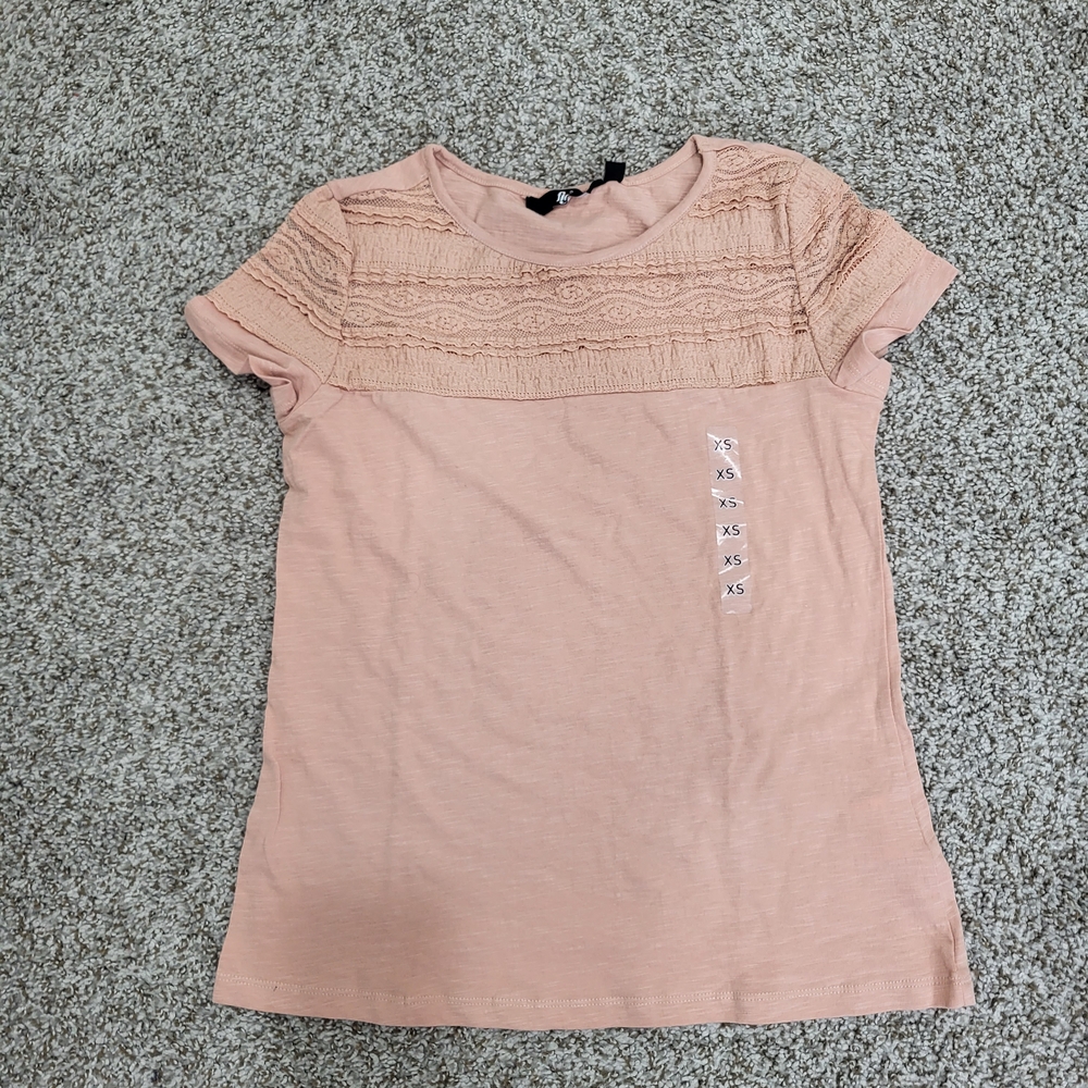 Women's Lace Detail Top - Pink